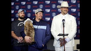 Taylor Lewan Celebrates Contract Extension in Style