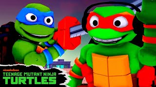 Ninja Turtles Fight THEMSELVES in  Game Crossover! 💥 | Roblox x TMNT | Nickelode