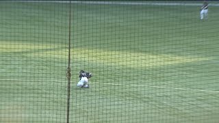 【プロ野球パ】本多がライト前に抜けそうな打球をダイビングキャッチ!!  2015/08/08 M-H