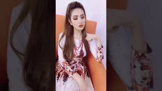 larah | extra beautiful girl in Pakistan Tiktok | larahliciousss | Young Masti