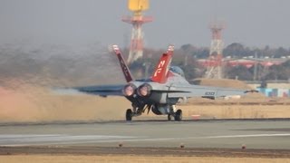 厚木基地の空 40  '13/2/11 (F/A18 Rush)