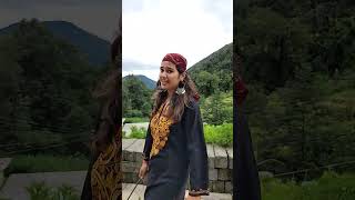 Husna pahado ka#viral#oldbollywood#uttrakhand #nature#shorts#trending #oldisgold#youtube #youtuber