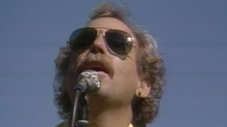 1984 NLCS Gm1: Buffett performs national anthem