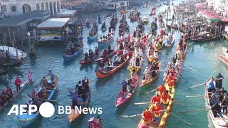 イタリア・ベネチアで水上パレード カーニバル開幕（2024年1月撮影）