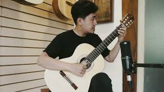 Simon plays Sonata in A Major, K322 by D. Scarlatti on a Secco CX Series