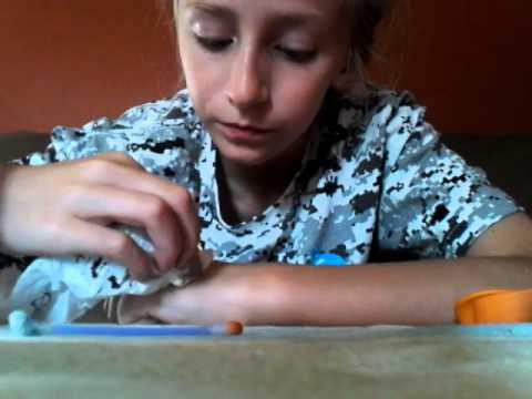How to Remove Nail Polish off Skin How to Remove Nail Polish off Skin