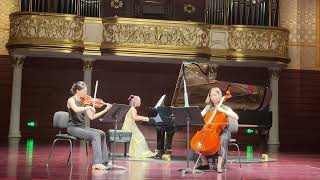 Cindy Tan (9 years old) plays-Mozart Piano Trio B-flat major KV 502