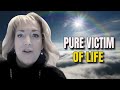 Woman Dies, Sees Future, Colors Beings, & Says Don't Freak Out - Powerful Near Death Experience