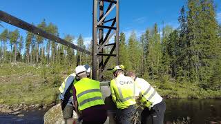 Helicopter installation of the first Hyndla aluminium towers