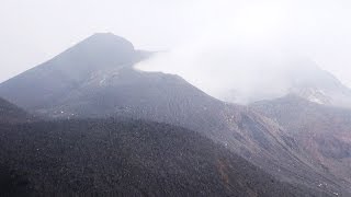 ２０１５年１０月　口永良部島の警戒範囲を縮小　全島民の年内帰島へ前進