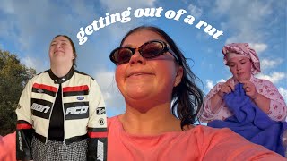 GETTING MYSELF OUT OF A RUT *decluttering my house, cozy meals, moving my body, & more*