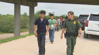 Border Patrol agents say they're being treated unfairly during national immigration controversy