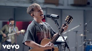 Nothing But Thieves - Impossible (Orchestral Version - Live at Abbey Road)