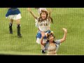 ファイターズガールとモーニング娘。’24 きつねダンス！！