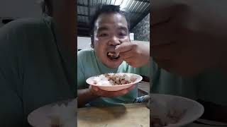 ข้าวกากหมูคลุกปลาแดกบองแซ่บครับ