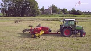 hooi persen Fendt307C en Newholland 570 hooipers dronebeelden making hay