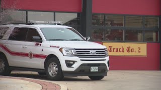 Firefighter union claims mayor’s proposed budget cuts puts Aurora residents in danger - WGN News at