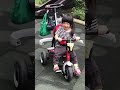 劉小q的點點滴滴 會騎腳踏車了 2017.04.25