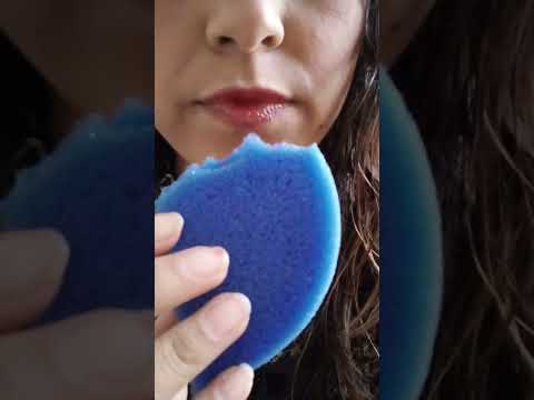 Asmr Chewing Dry Spongeёямяёяшл Youtube
