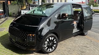 2025 Hyundai Staria - Perfect 7 Seater Van - interior and exterior