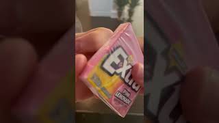 Faster unboxing of the Wrigley’s Extra Pink Lemonade Gum.