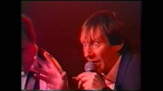 Dr Feelgood - She does it right - Live 1992