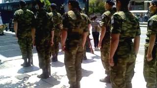 Άγημα μπροστά από τη Βουλή / Contingent outside Greek Parliament in Athens.