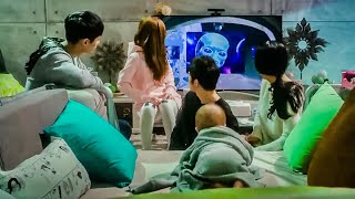 A Baby falls from the Universe in the house of Bachelors.How will they handle him || Movie in Hindi
