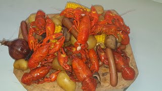 Wild Food, Crayfish Boil