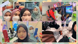 VLOG | A DAY OUT WITH MY UNI FRIENDS💅🏻[BOWLING🎳,KKN DESA PENARI🎬]