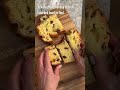 how to slice panettone