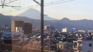 電車の中から富士山見えたよ