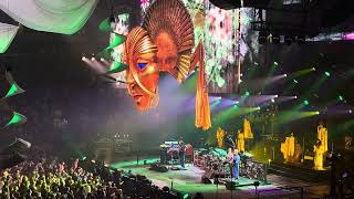 Phish 12/31/24 “Pillow Jets/Auld Lang Syne/Whats Going Through Your Mind” at Madison Square Garden