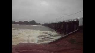 kilinochchi iranaimadu tank waterfalls