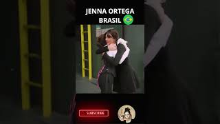 Jenna Ortega Surprises a Wednesday Cosplayer #jennaortega #wandinha #wandinhanetflix #wednesday