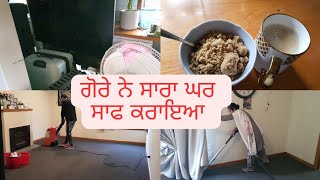 ਮੰਮੀ ਨੇ ਕੀਤੀ ਗੋਰੇ ਦੀ Help 😊|| ਗੋਰੇ ਨੂੰ ਖਵਾਈ ਪੰਜੀਰੀ 🤩|| Newzealand ਚ ਕਿਦਾ ਕਰਦੇ ਨੇ ਘਰ Clean