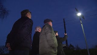 Laternen-Posse: Ein Ort bleibt im Dunkeln | Panorama 3 | NDR