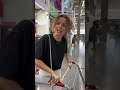 pov você foi ao mercado com a sua mãe @larissagloor shorts