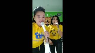 rade do au (cover by duo br naimarata)