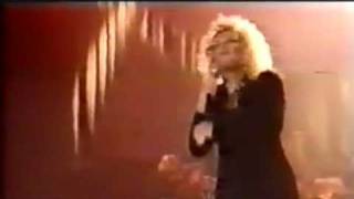 Bonnie Tyler - Total Eclipse Of The Heart - Night Of Entertainment - 1996