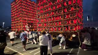 アリオ鷲宮提灯祭　東提灯山車　本壱提灯山車押し合いの後にぶつける