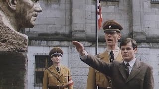 Холокост. Еврей стал немцем. Был комсомольцем, атеистом. Вновь стал иудеем.