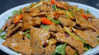 There is always a trick to stir-fried pork liver that is tender and not always tender.