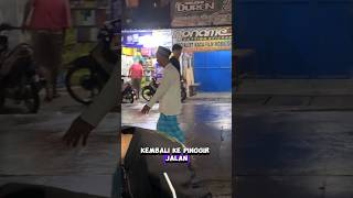 Kakek ini balik saat ingin disebrangkan #shortvideo #shorts