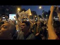 atmosfera ispred zgrade pu beograd pred kraj desetog protesta