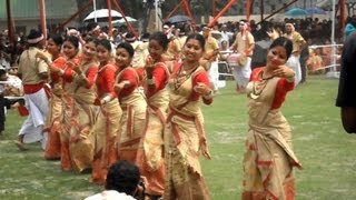 Bihu dance is the most popular folk dance of Assam - বিহু নৃত্য