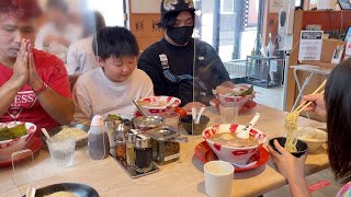 今日のお昼ご飯はラーメン！ママは車で編集です！【ココロマン普段の様子】