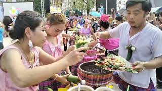 ส้มตำลีลา ตำบลทรายมูล  งานบุญกุ้มข้าวใหญ่ 116ปี อำเภอน้ำพอง รองชนะเลิศอันดับ3