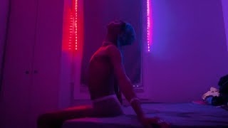 Giovanni P. - Red Room (Visualizer #2) ft. Kelly Romo