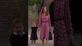 Searching for mummy's support! Princess Charlotte was so cute on her first day of school  #katemiddl